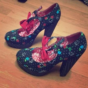 Rockabilly heels. Size 8.